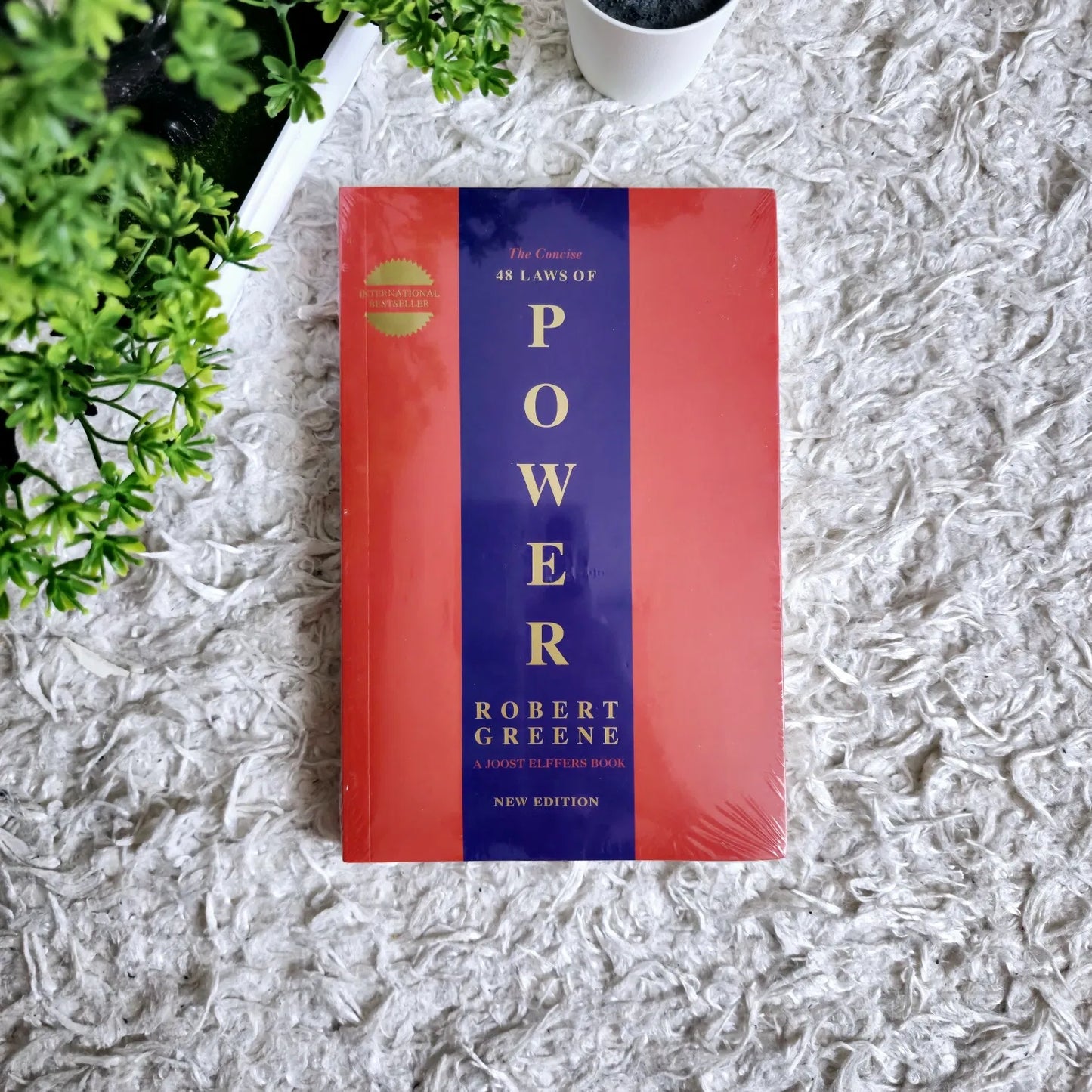 The Concise 48 Laws of Power by Robert Greene